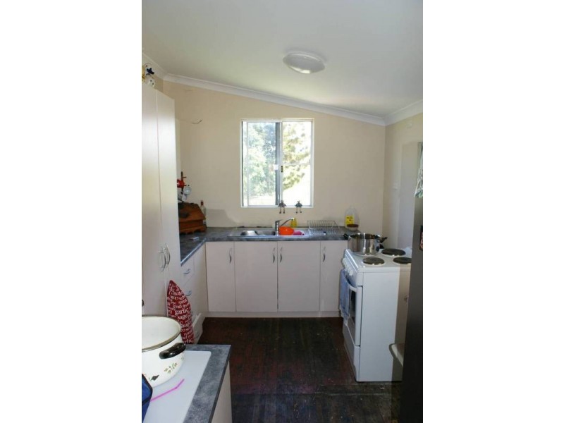 42 Webb Road, Sarina QLD 4737