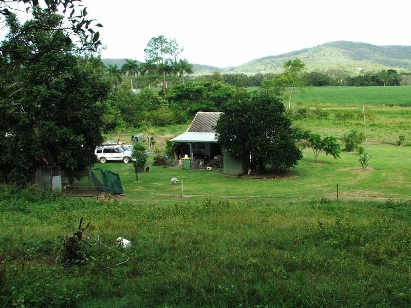 408 Range Road, Sarina QLD 4737