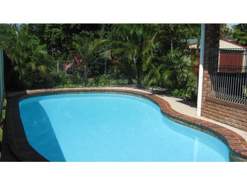 14 Petersen Street, Sarina QLD 4737