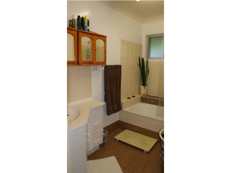 9 Theresa Court, Sarina QLD 4737