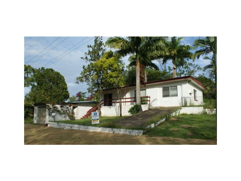 10 Goonyella Avenue, Sarina QLD 4737