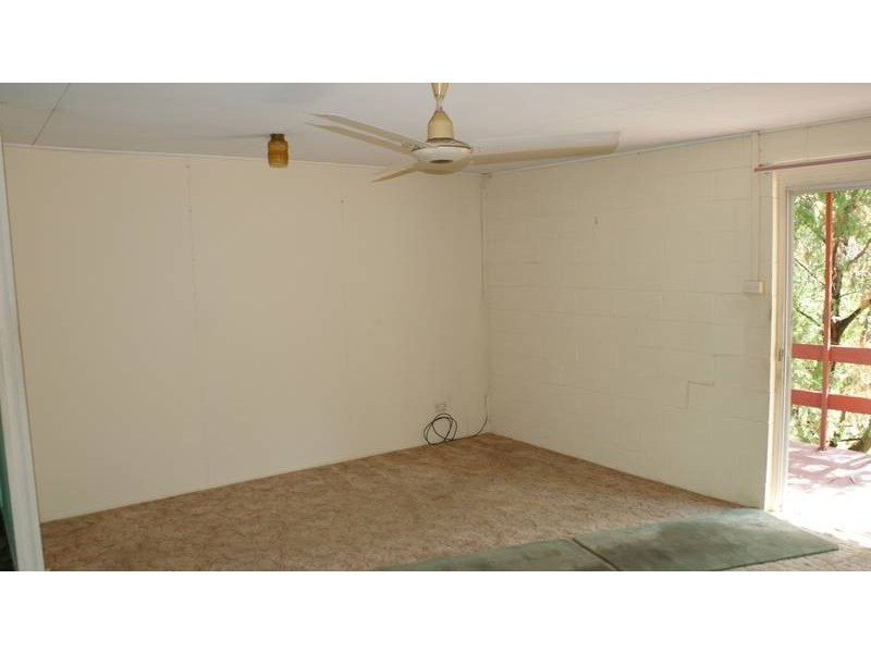 10 Goonyella Avenue, Sarina QLD 4737