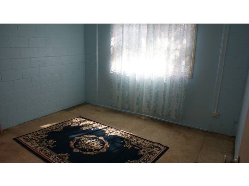 10 Goonyella Avenue, Sarina QLD 4737