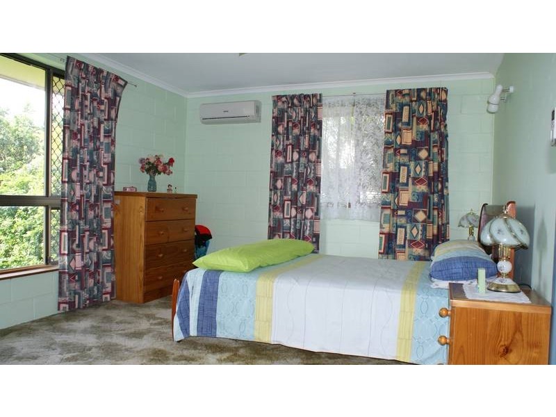 11 Hillside Drive, Grasstree Beach QLD 4740