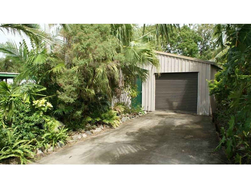 11 Hillside Drive, Grasstree Beach QLD 4740