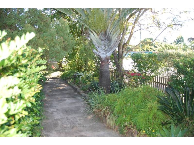 7 Leslie Street, Sarina QLD 4737