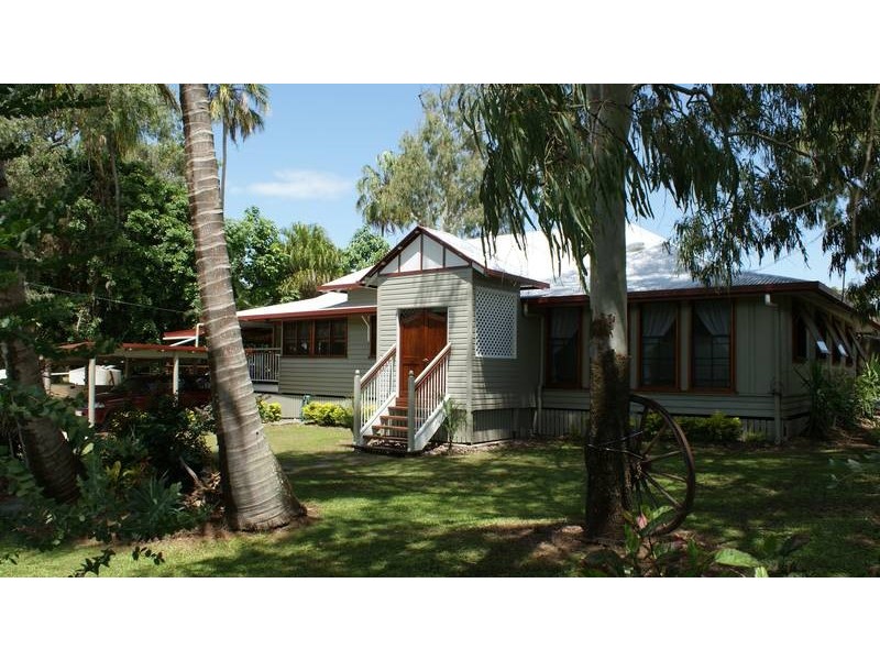 11 Armstrong Beach Road, Sarina QLD 4737
