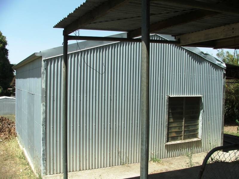 2 Hill Street, Sarina QLD 4737