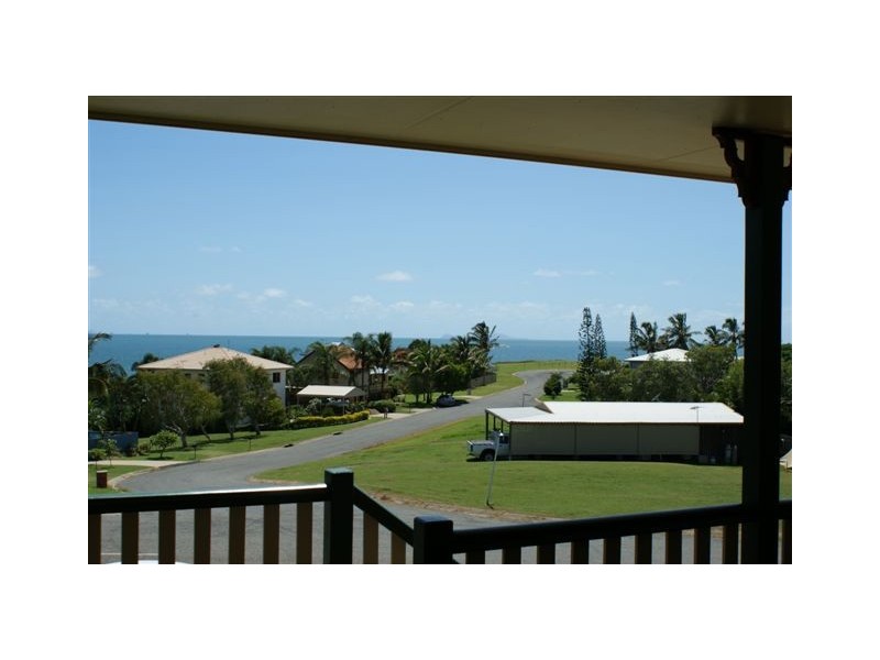 9 Hillside Drive, Mackay QLD 4740
