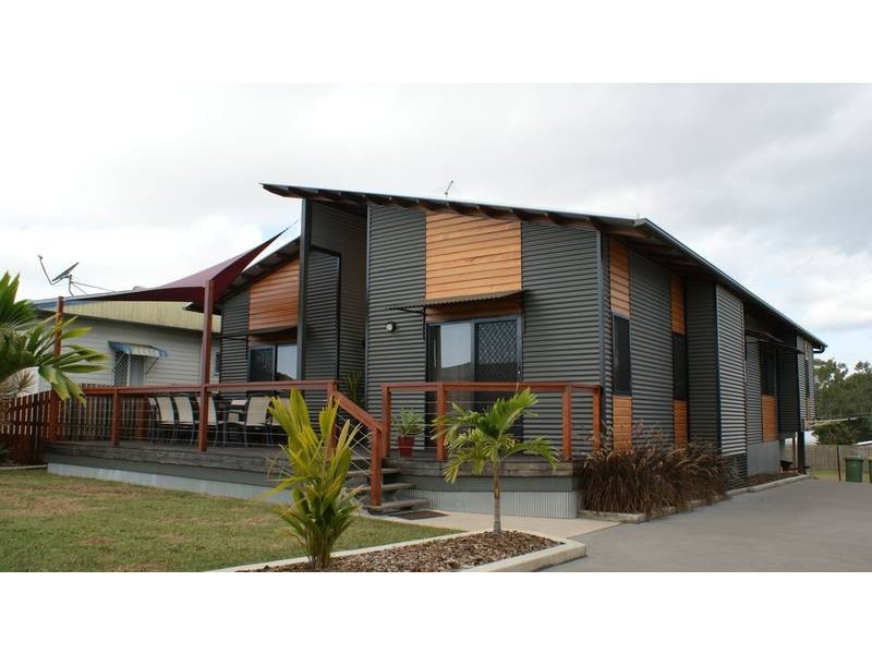 8 Holmes Avenue, Mackay QLD 4740