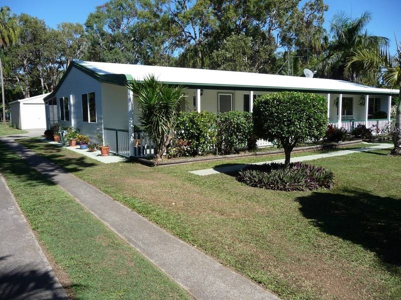 11 Rainbow Street, Armstrong Beach QLD 4737