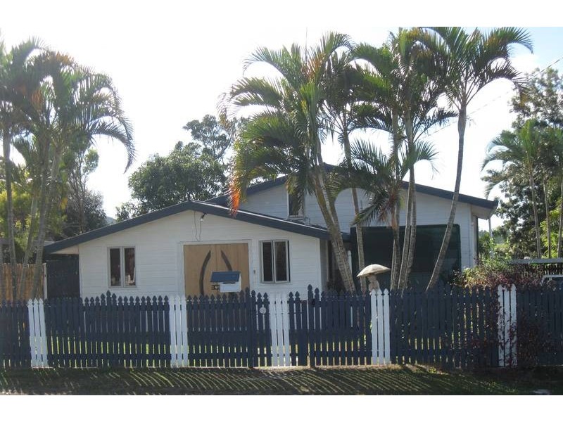 146 Broad Street, Sarina QLD 4737