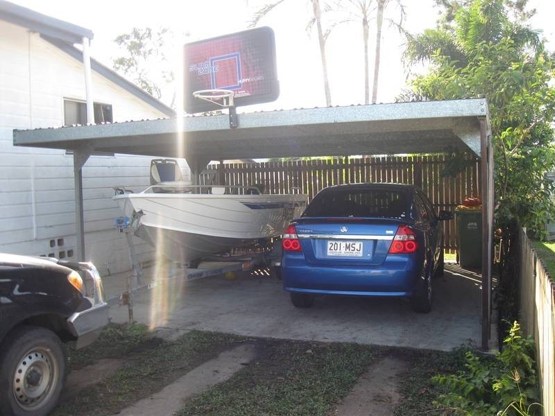 146 Broad Street, Sarina QLD 4737