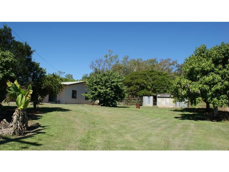 95 Smarts Road, Sarina QLD 4737