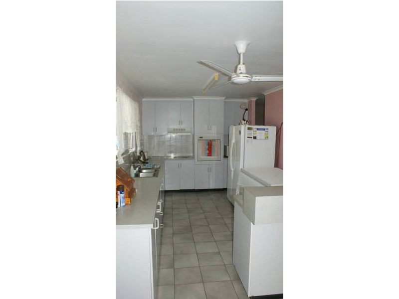 129 Smart Road, Koumala QLD 4738