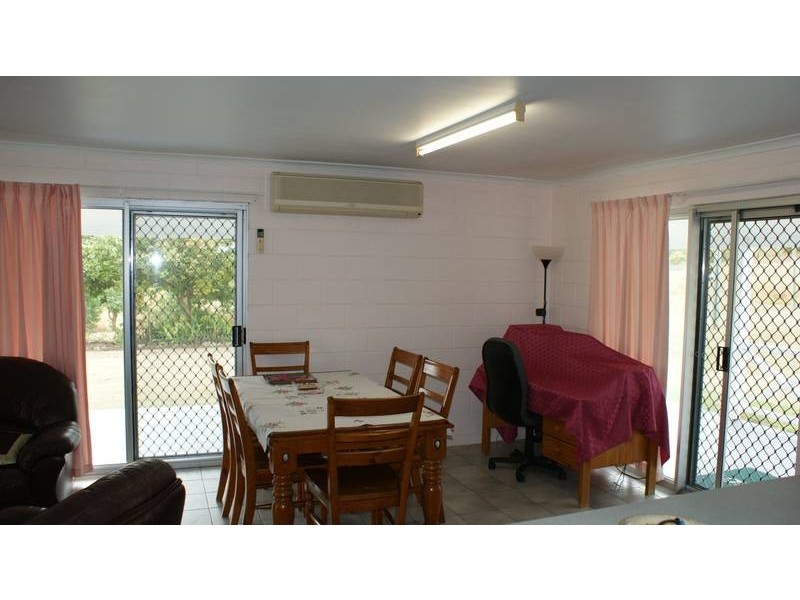 129 Smart Road, Koumala QLD 4738