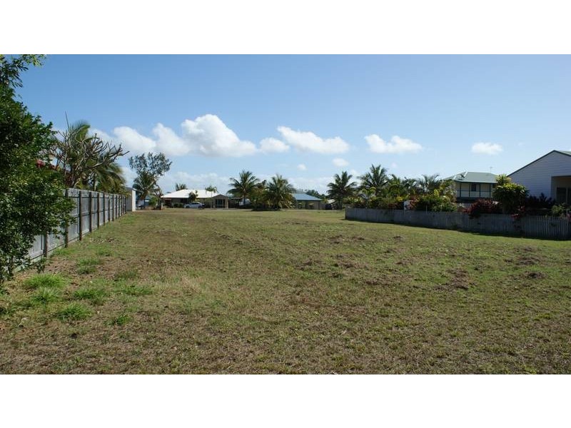 102 Rasmussen Avenue, Hay Point QLD 4740