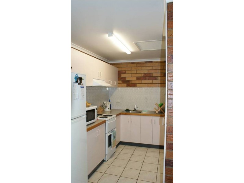 2/5 Campwin Beach Road, Campwin Beach QLD 4737