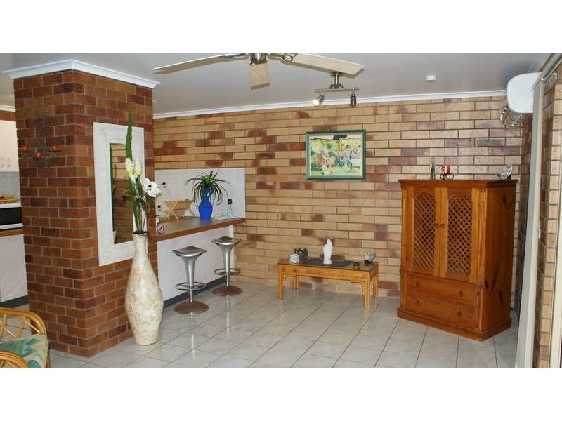 2/5 Campwin Beach Road, Campwin Beach QLD 4737