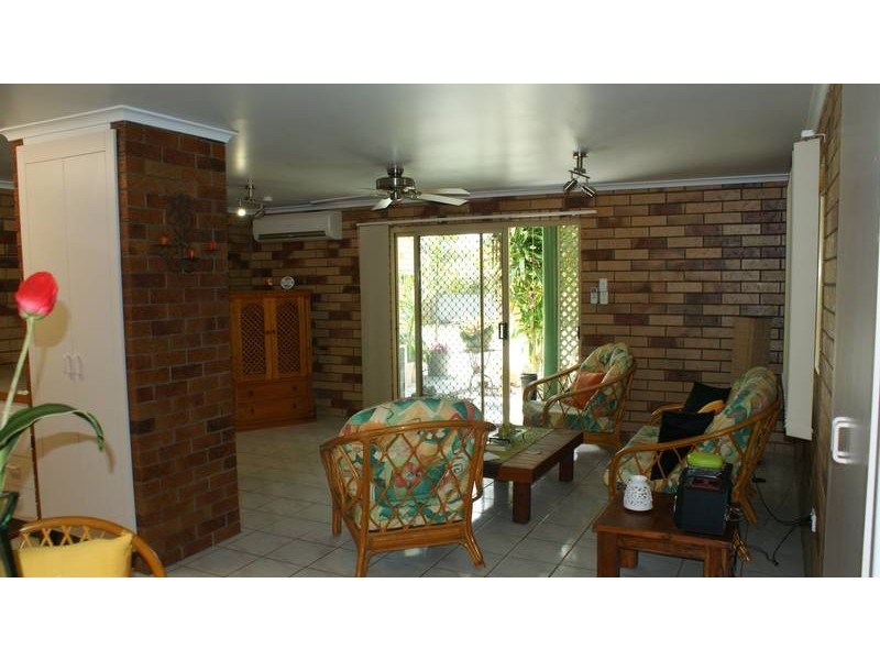 2/5 Campwin Beach Road, Campwin Beach QLD 4737