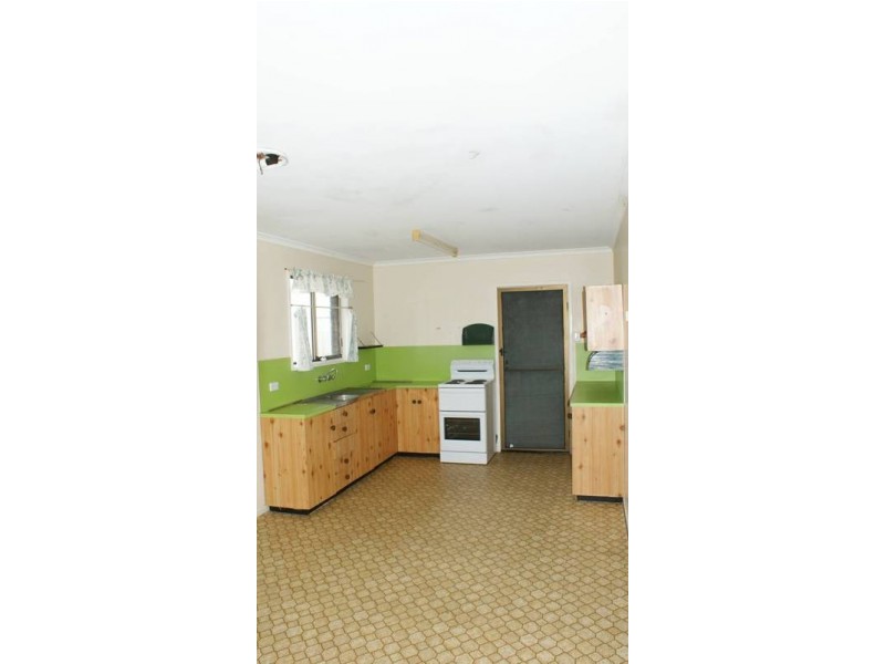 80 Rasmussen Avenue, Hay Point QLD 4740