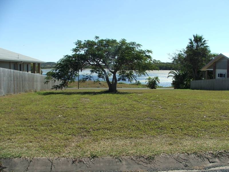 14 Rasmussen Avenue, Hay Point QLD 4740