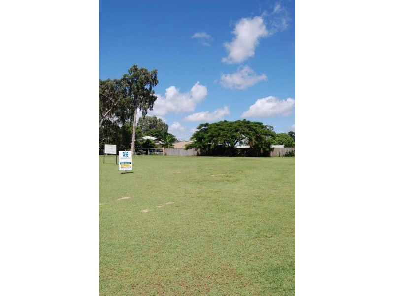 12 Rankin Court, Armstrong Beach QLD 4737