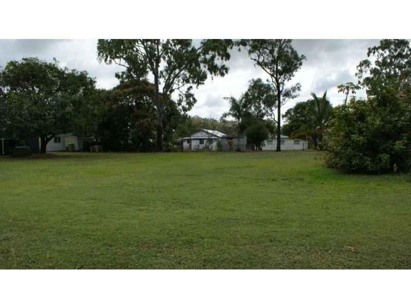 4 Noden Street, Sarina QLD 4737