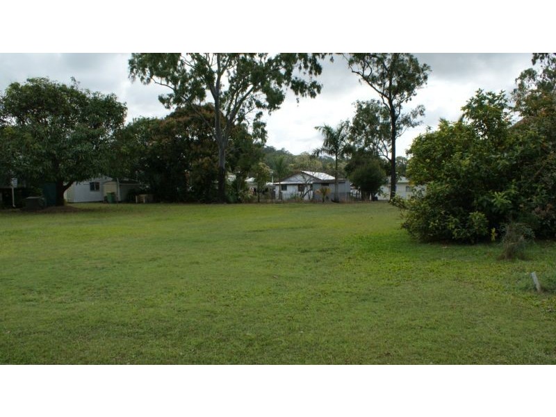 4 Noden Street, Sarina QLD 4737