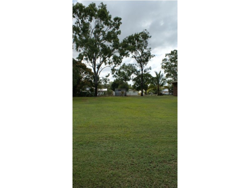 4 Noden Street, Sarina QLD 4737