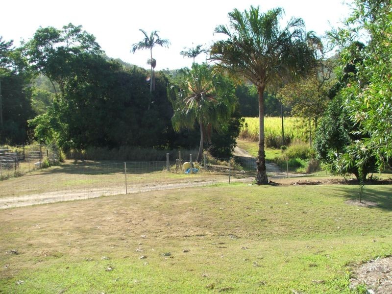 280 Turner Paddock Road, Koumala QLD 4738