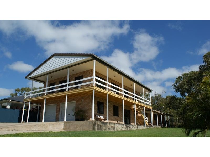 5 Hillside Drive, Grasstree Beach QLD 4740