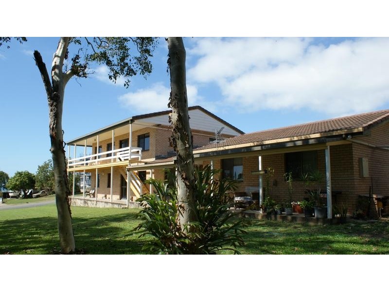 5 Hillside Drive, Grasstree Beach QLD 4740