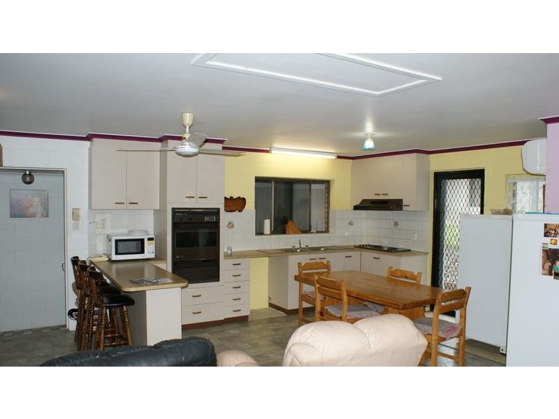 5 Hillside Drive, Grasstree Beach QLD 4740