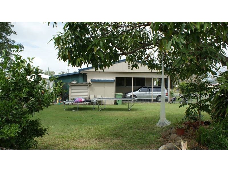 5 Phillips Street, Sarina QLD 4737