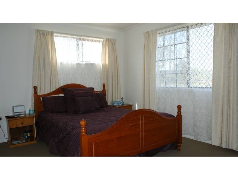 3 Cemetery Road, Sarina QLD 4737