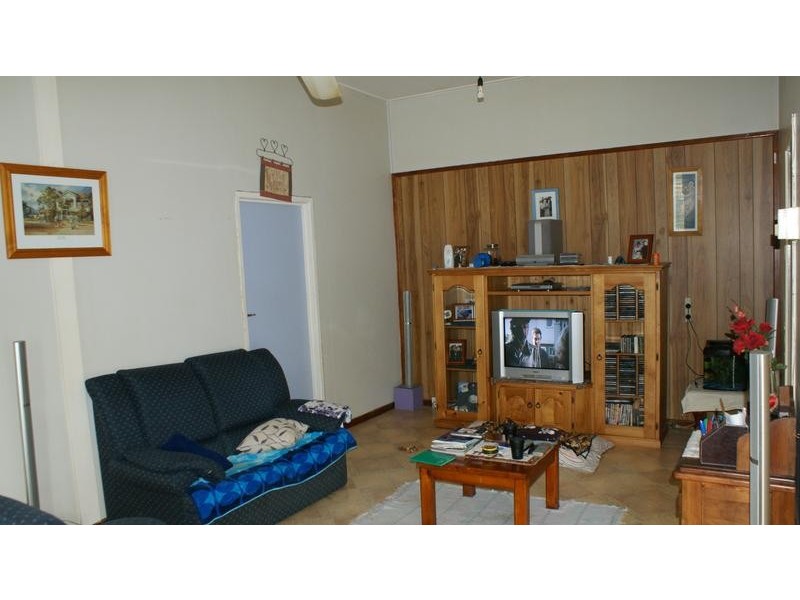 14 Nolan Street, Sarina QLD 4737