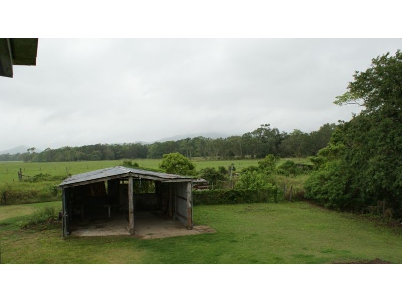 355 Tandy Road, Sarina QLD 4737