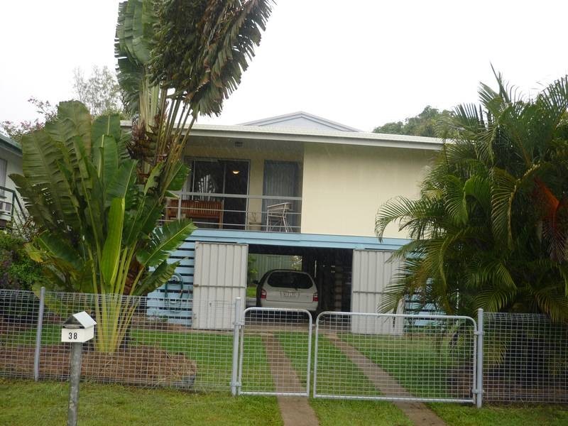 38 Brewers Road, Sarina QLD 4737