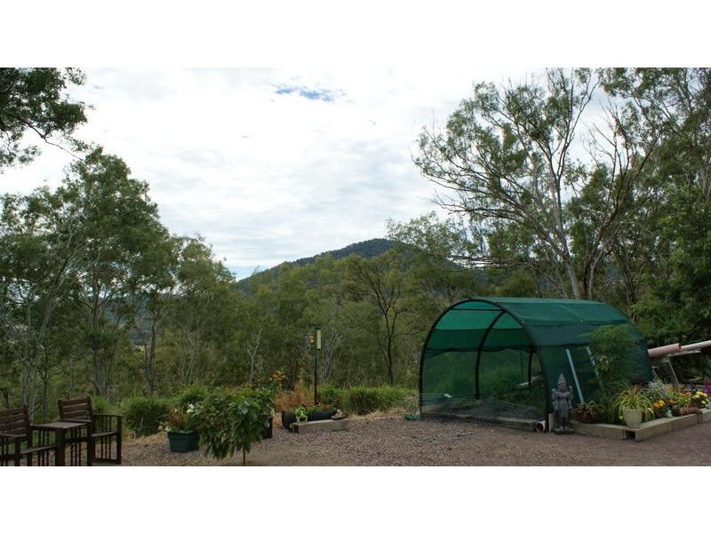 01371 Marlborough Road, Sarina QLD 4737