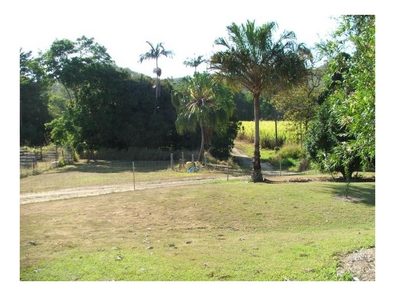 280 Turner Paddock Road, Koumala QLD 4738