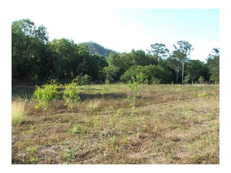 280 Turner Paddock Road, Koumala QLD 4738