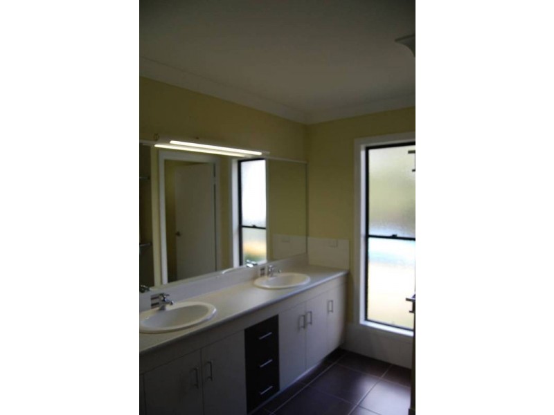 48 Gumnut Drive, Alligator Creek QLD 4740