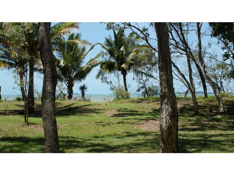148 Miran Khan Drive, Freshwater Point QLD 4737