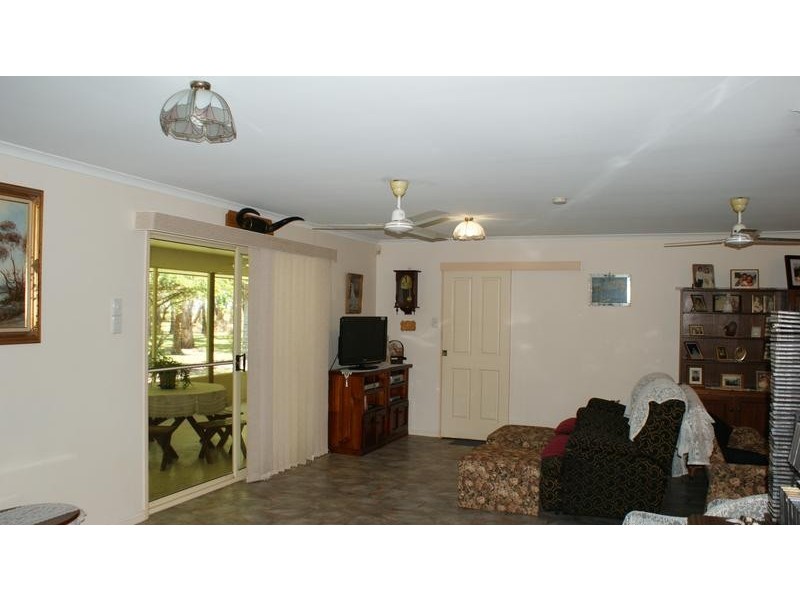 148 Miran Khan Drive, Freshwater Point QLD 4737