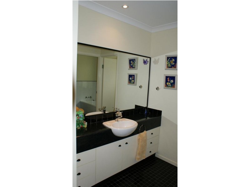 672 Hay Point Road, Alligator Creek QLD 4740