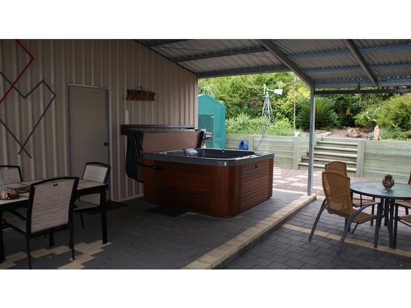 672 Hay Point Road, Alligator Creek QLD 4740