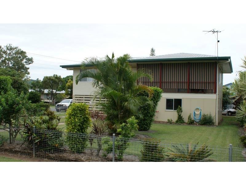 17 Kathleen Street, Sarina QLD 4737