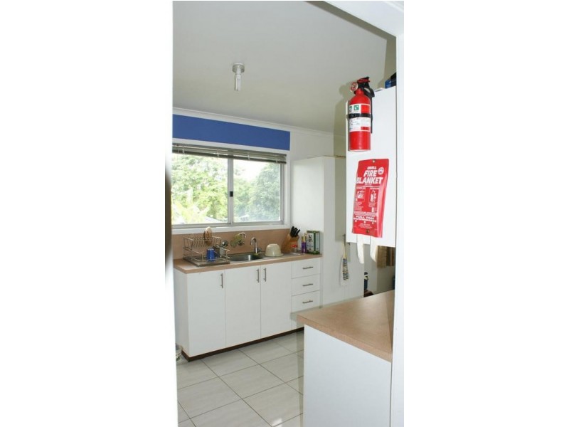 17 Kathleen Street, Sarina QLD 4737