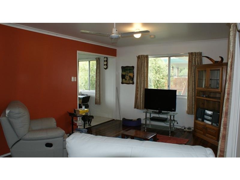 17 Kathleen Street, Sarina QLD 4737